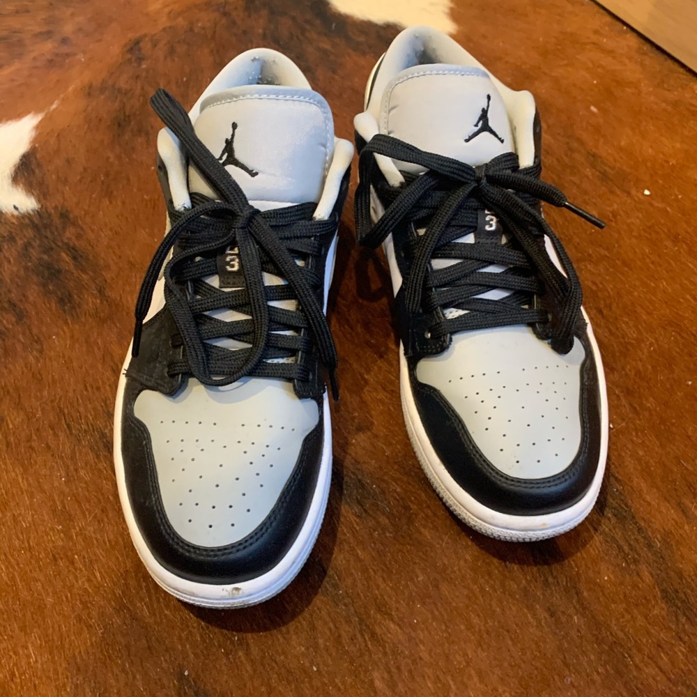 Jordan 1 Low Shadow